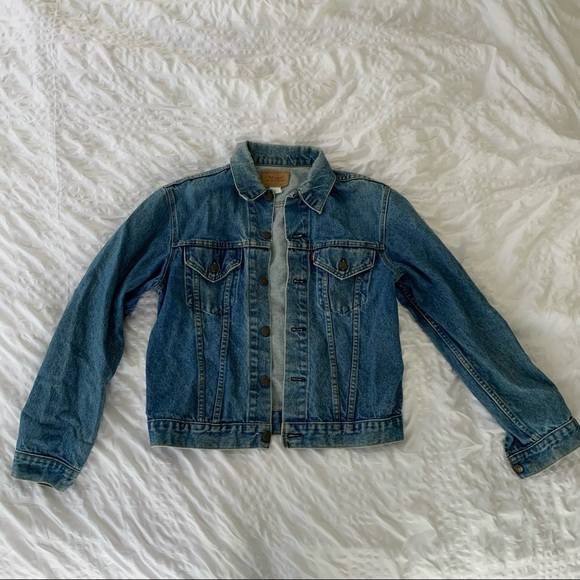 SOLD Vintage Levi’s Denim Jacket 71205 0213 Size 44L - Picture 2 of 16